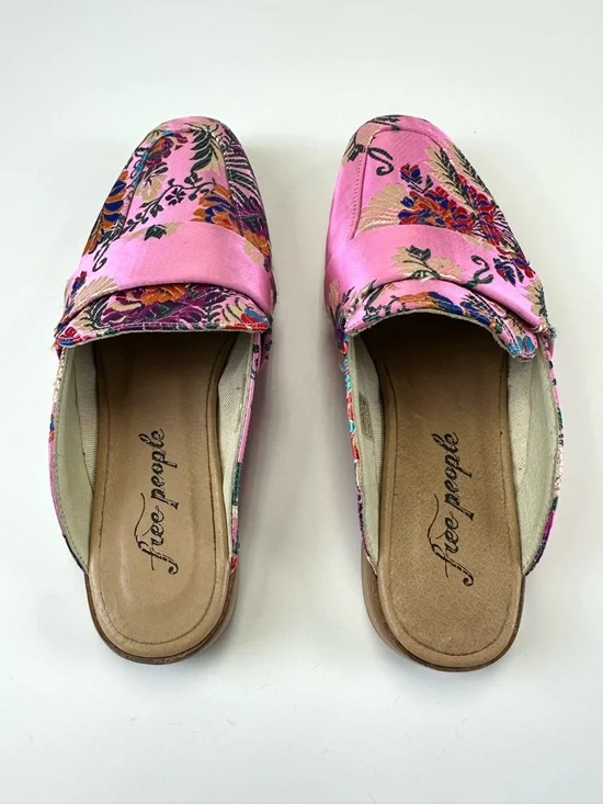 Free People At Ease pink brocade loafer Mules Size 38 Embroidered Boho floral - Picture 8 of 10